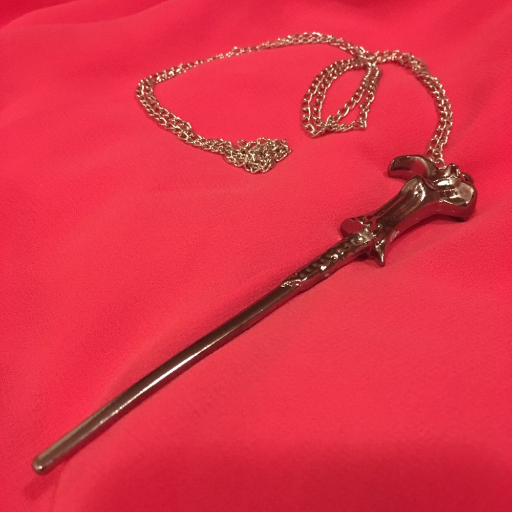 3/$30 Harry Potter • Voldemort • 4” Wand Necklace